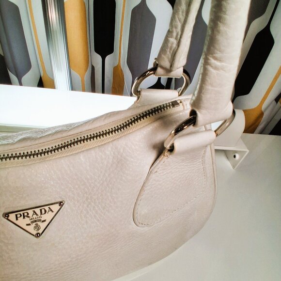 Vintage Prada Hobo Handbag Pebbled White Leather Medium Size - Picture 6 of 14